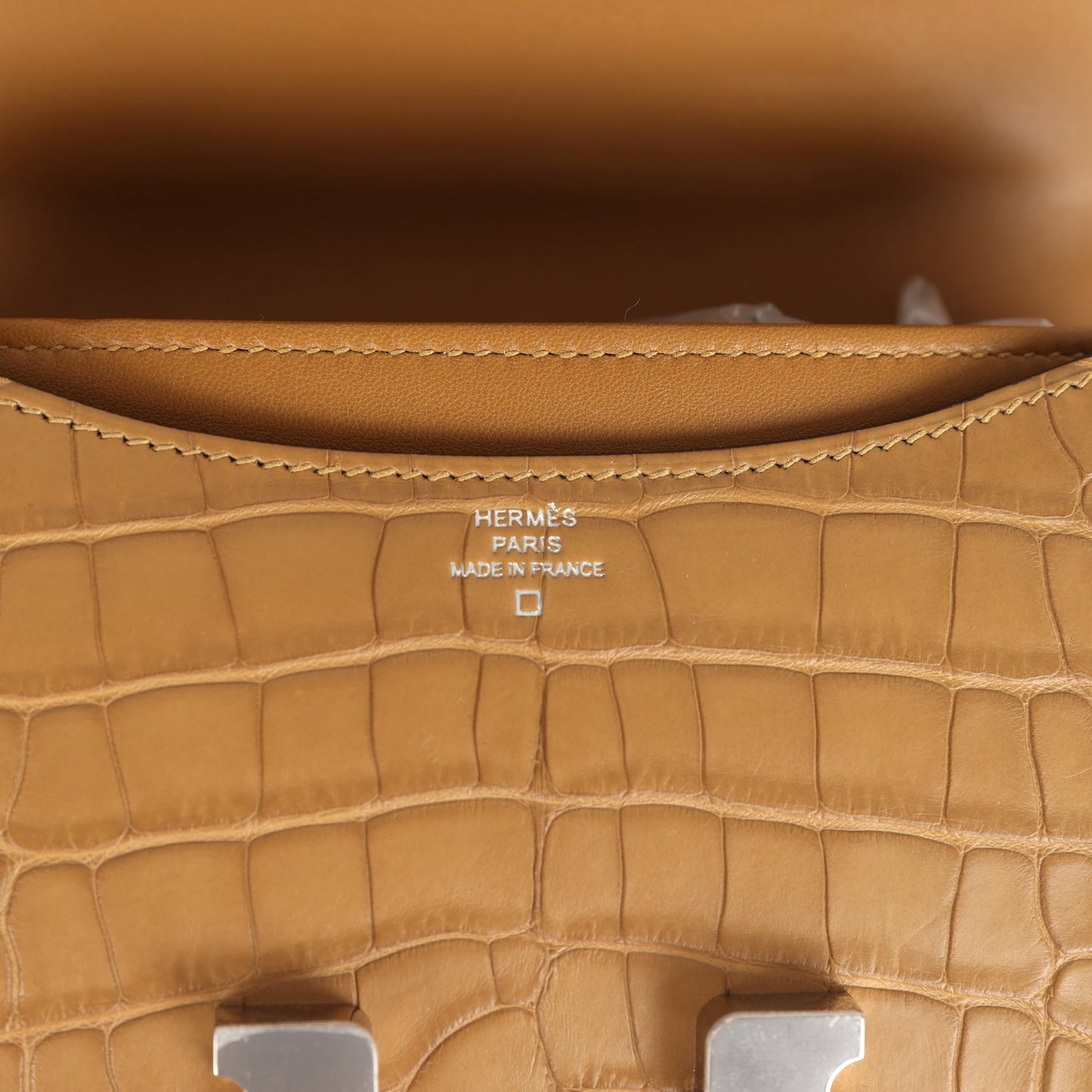 Hermes Constance 18 Kraft Matte Alligator Palladium Hardware