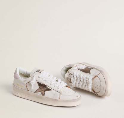 Stardan in nappa con stella in pelle laminata argento e talloncino in suede rosa