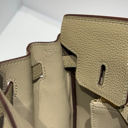 Hermes Birkin Beige with Gold Buckle Calfskin 255601