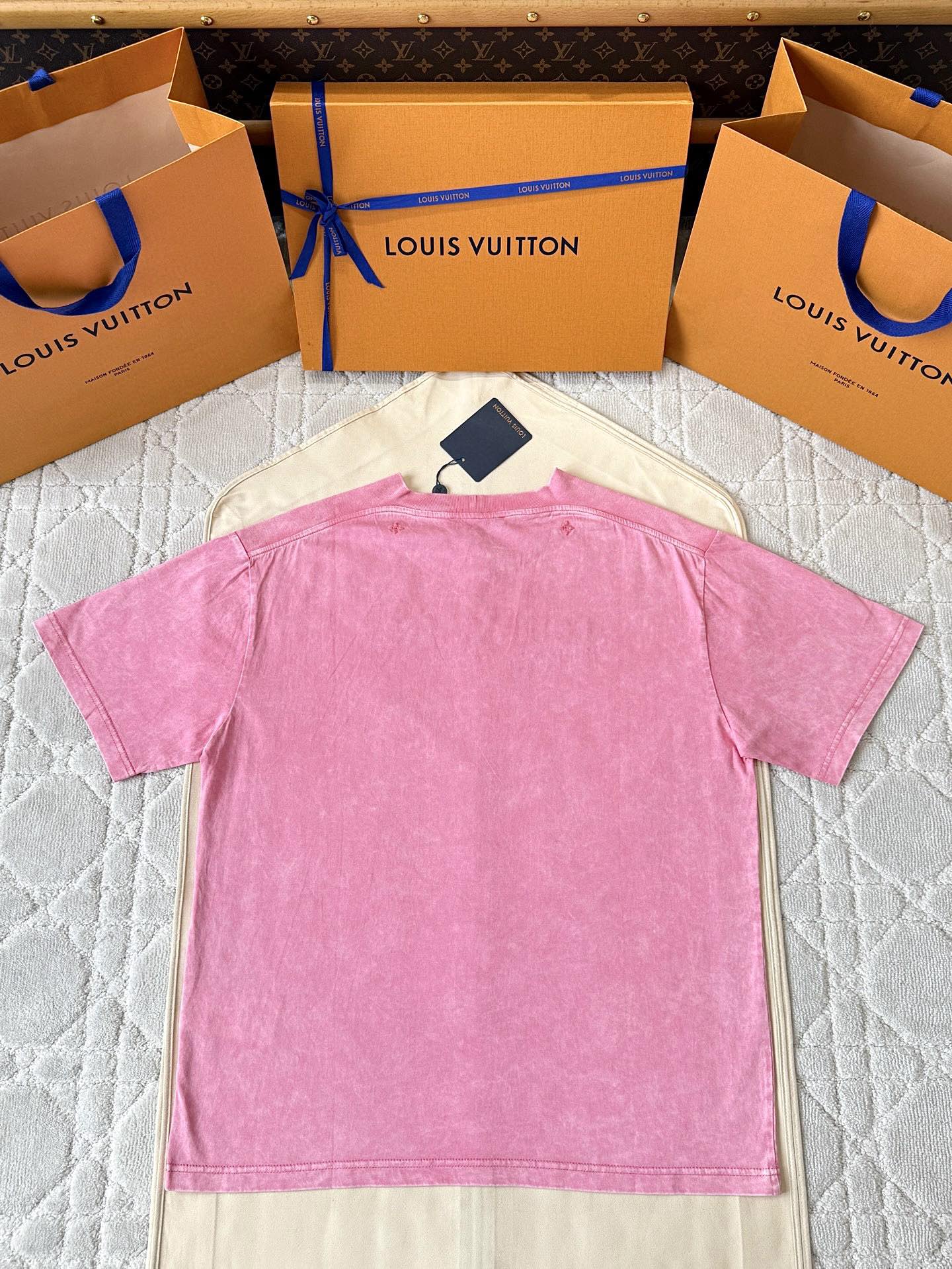 LV 25 Washed Powder Embroidery Round Neck T-shirt Pink Cotton