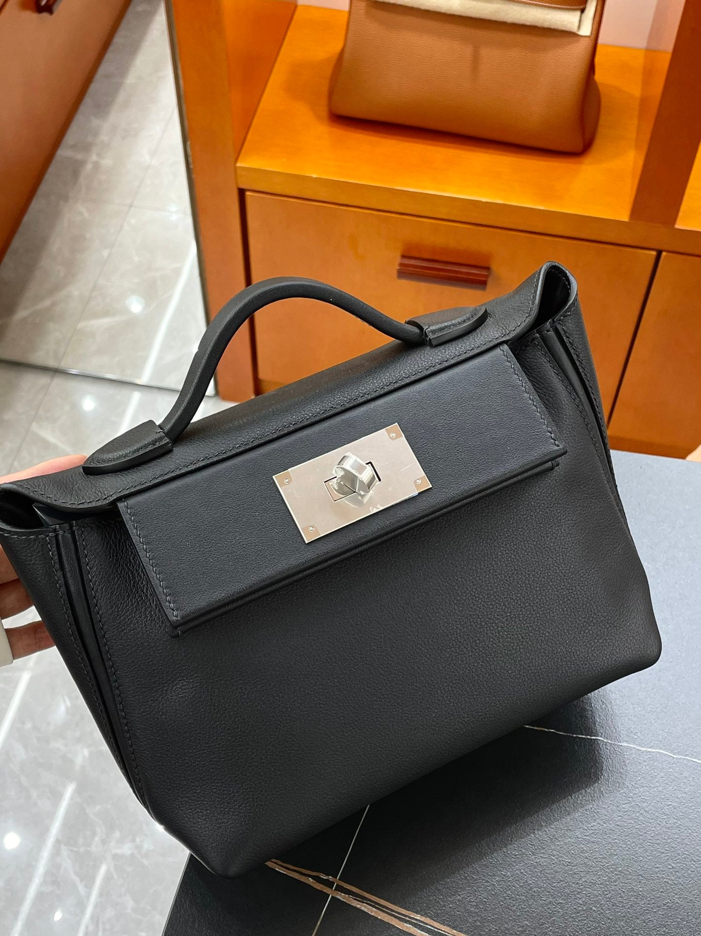Hermes 21 Bag Black with Silver Buckle Calfskin 250278